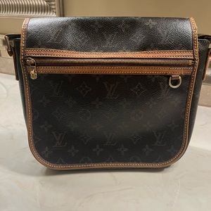 Louis Vuitton Bosphore Handbag